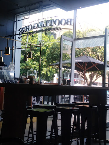 Opinii despre Bootlegger The Zone Halaal în Johannesburg - Hospitality and gastronomy