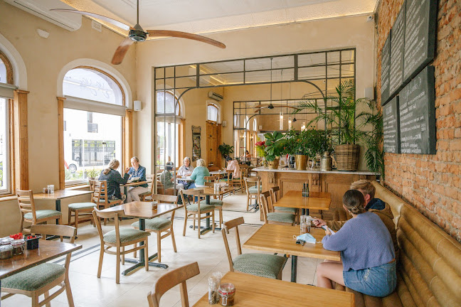 Comentarii opinii despre Ya-Ya Cafe