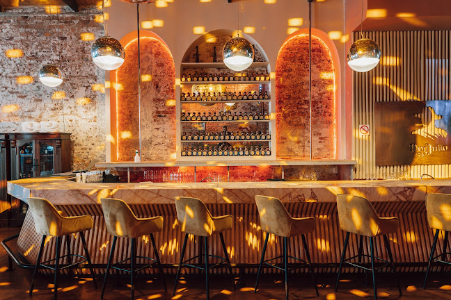 Zsa Zsa Cape Town - Hospitality and gastronomy