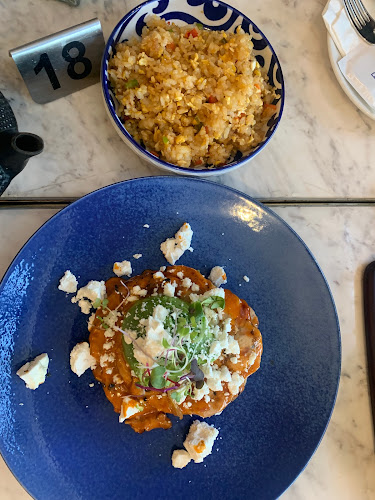 Lloys Ellis Ave, Houghton Estate, Johannesburg, 2198