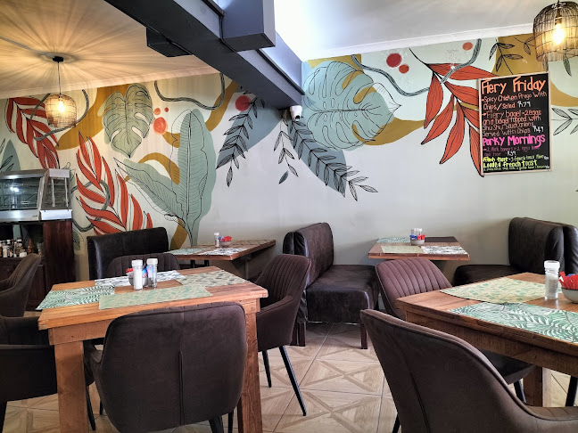 Opinii despre My Hometown Café în Gqeberha - Hospitality and gastronomy