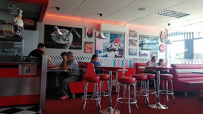 Comentarii opinii despre Roxy's Diner & Ice Cream Parlour