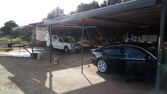 Comentarii opinii despre House22cafe & Carwash