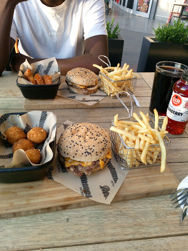 RocoMamas Loftus - Hospitality and gastronomy