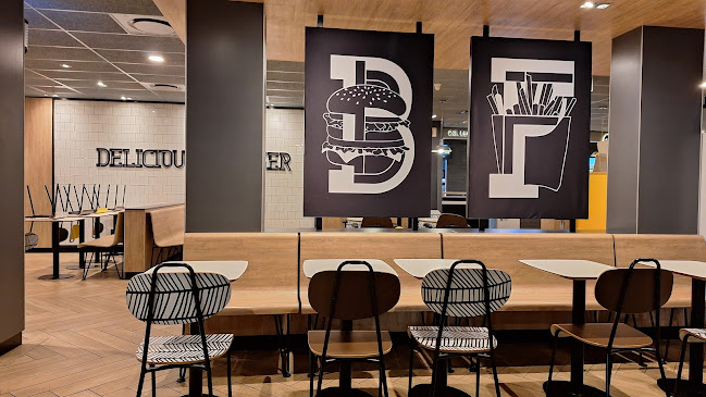 Opinii despre McDonald's Kenilworth Drive-Thru în Cape Town - Hospitality and gastronomy