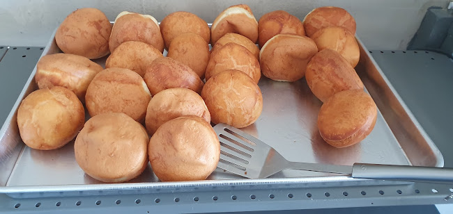 Comentarii opinii despre AGANANG BAKERY