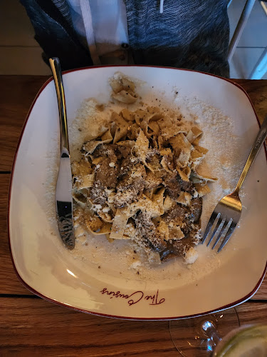 The Cousins Trattoria - Hospitality and gastronomy