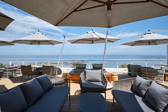 Comentarii opinii despre Baptiste Rooftop Pool, Bar & Lounge