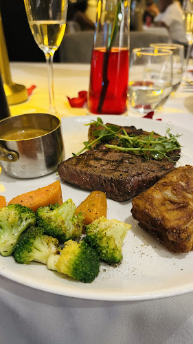 Comentarii opinii despre Kream Restaurant Montecasino