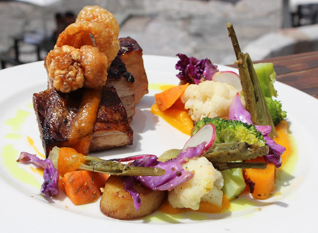 Opinii despre Bientang's Cave Restaurant & Wine Bar în Hermanus - Hospitality and gastronomy