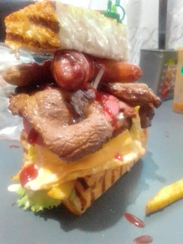 Comentarii opinii despre Phindom's & Mduzol's Shisa Nyama