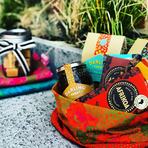 Issy's Coffee & Gifts - Hospitality and gastronomy