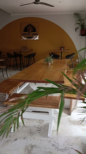 Opinii despre Hopside Down în Hermanus - Hospitality and gastronomy