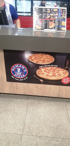 Shop 8, Kgalagadi Pick n Pay Centre Cnr Hill Street, Le Roux St, &, Upington, 8801