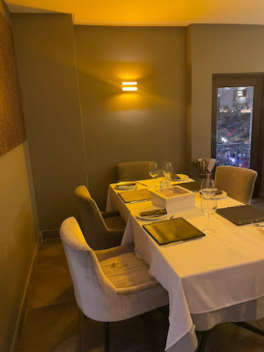 Opinii despre Kream Restaurant Montecasino în Johannesburg - Hospitality and gastronomy