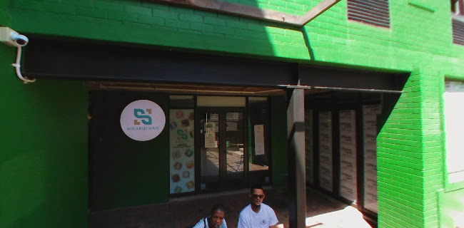 D'raven - BGF - (Formerly: Bohemian Beach Bums)