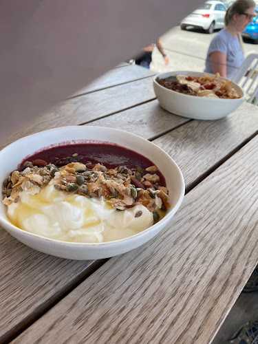 Rothesay Pl, Mouille Point, Cape Town, 8005