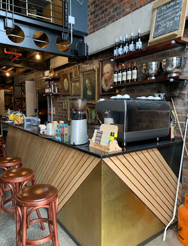 Shop 1, Kildare Centre Corner Kildare road and, Main St, Newlands, Cape Town, 7700