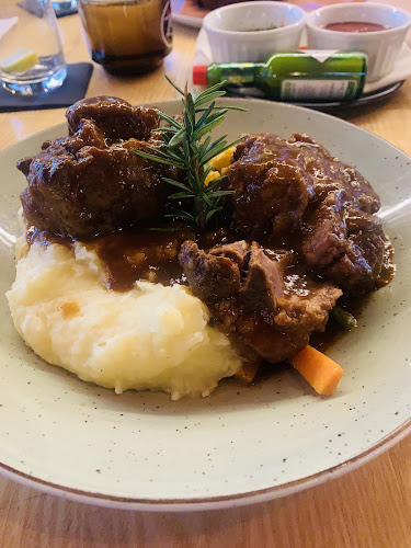 Opinii despre Zai Restaurant Durban în Durban - Hospitality and gastronomy