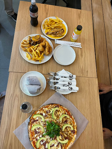 Shop FF29, The Zone @ Rosebank, 177 Oxford Rd, Rosebank, Johannesburg, 2196