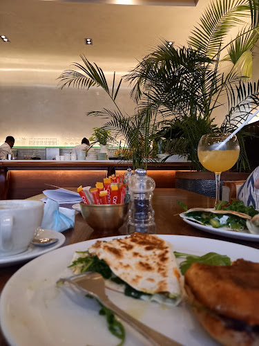 Shop 27 Veale St, Nieuw Muckleneuk, Pretoria, 0181