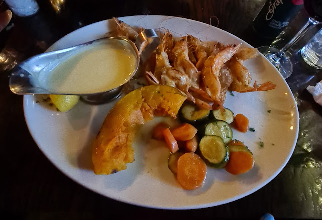 Comentarii opinii despre Fahrenheit Seafood & Grill