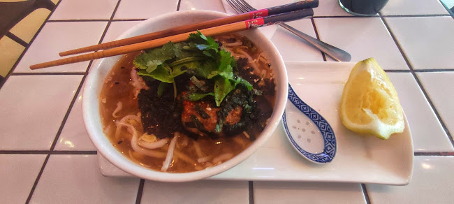 The Poke Co. - Hospitality and gastronomy