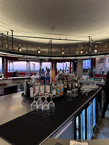 Opinii despre Red Rooftop Bar & Terrace în Randburg - Hospitality and gastronomy