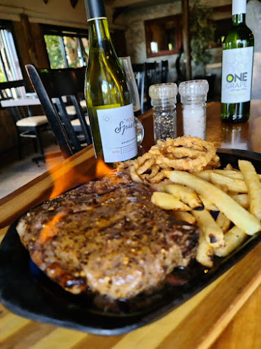 Comentarii opinii despre Fahrenheit Seafood & Grill