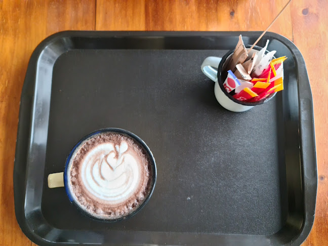 Go Green Car Wash & Coffee Café - Hospitality and gastronomy