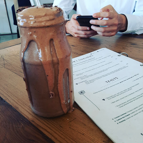 Nourish'd Café & Juicery. - Cape Town