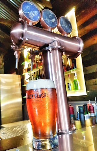 Cut and Craft Bistro