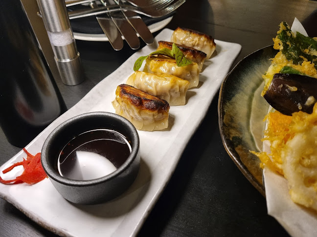 Hyde Park Corner Shopping Centre Jan Smuts and, 6th Rd, Hyde Park, Johannesburg, 2196