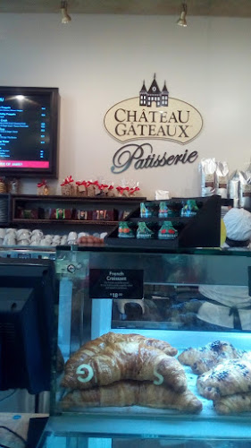 Château Gâteaux Gateway Theatre of Shopping - Hospitality and gastronomy