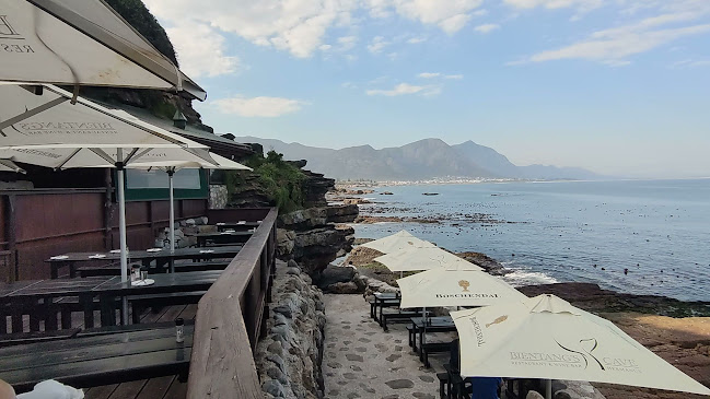 Opinii despre Bientang's Cave Restaurant & Wine Bar în Hermanus - Hospitality and gastronomy