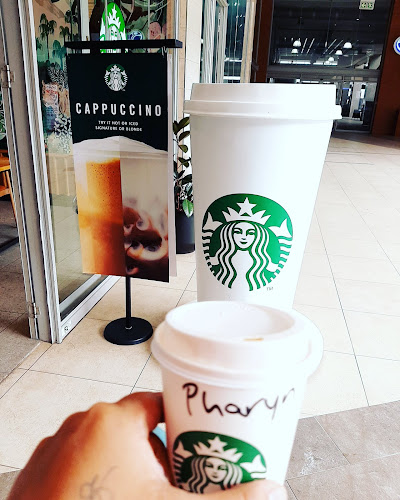 Starbucks Bedford Square