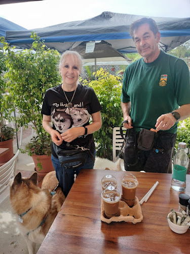 Opinii despre Green Bean Coffee Shop at Boskruin Butchery în Randburg - Hospitality and gastronomy