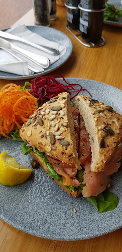 Opinii despre Newport Market & Deli în Cape Town - Hospitality and gastronomy