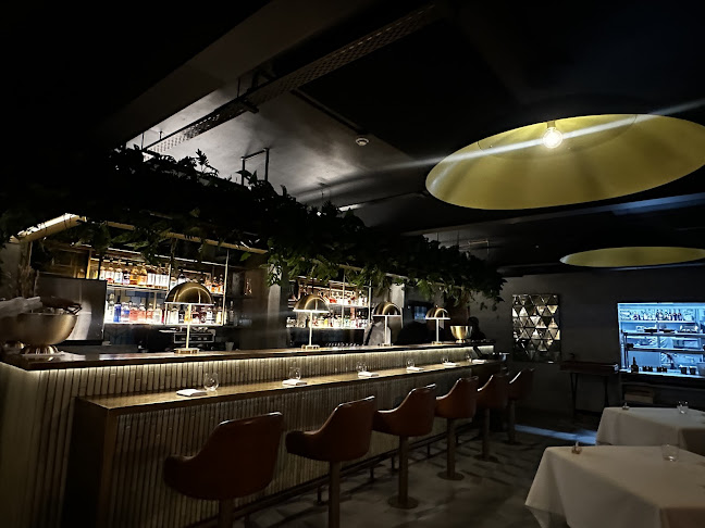 Opinii despre Salon în Cape Town - Hospitality and gastronomy