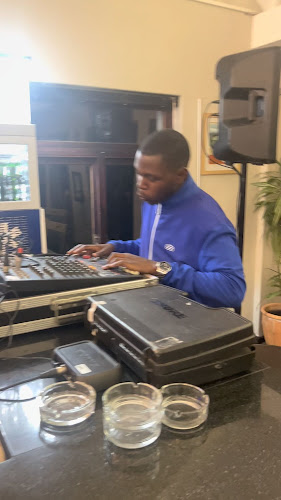 Metropolitan Golf Club Restaurant - Cape Town