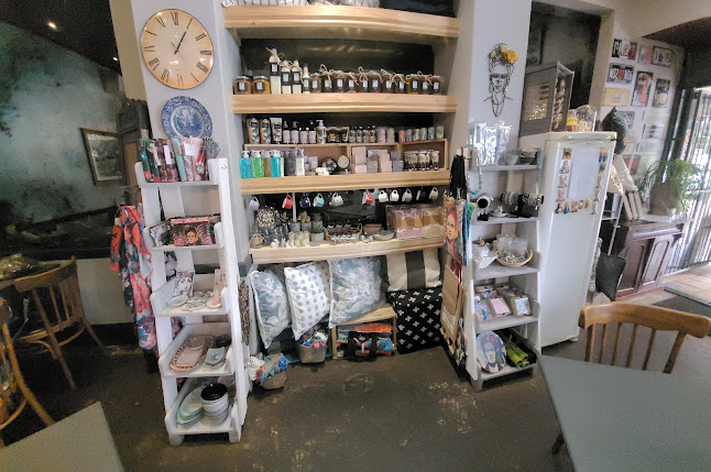 Comentarii opinii despre Cafe Nouveau, Pinelands