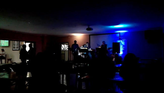 Douglas Mitchell Sports Bar and Grill