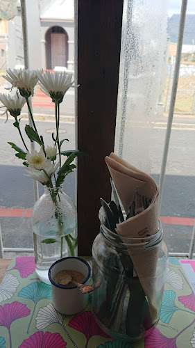 Comentarii opinii despre Hot Milk Coffee Shop