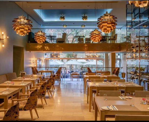 Mint Restaurant & Terrace - Cape Town