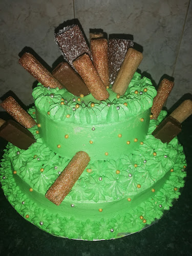 FLOUR & FAITH - Chatsworth