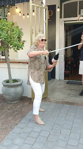 Opinii despre Petites Bulles în Stellenbosch - Hospitality and gastronomy