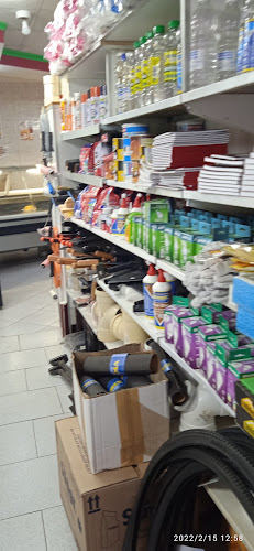 Loopy's Cafe Supermarket And Takeaways Bloemfontein - Hospitality and gastronomy