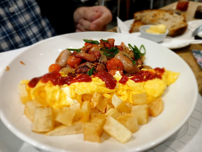 Brioche Food and Coffee - Hospitality and gastronomy