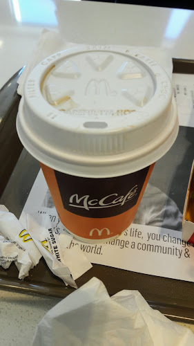 Opinii despre McDonald's Malmesbury Drive-Thru în Malmesbury - Hospitality and gastronomy