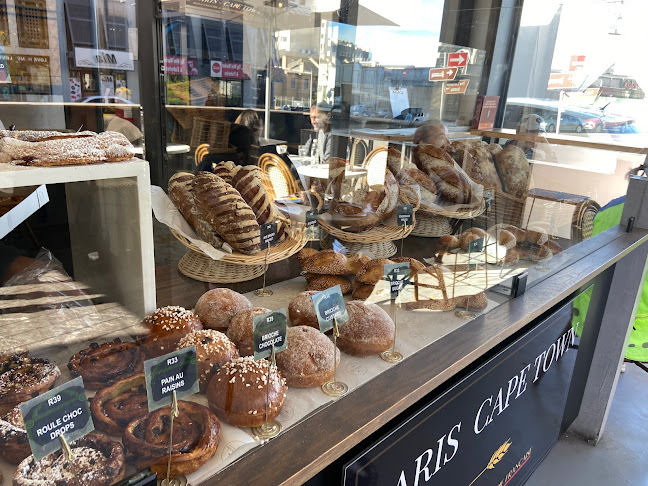 PARIS CAPE TOWN - Cape Town